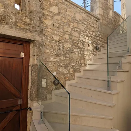 Casa Leone, Whole House With Private Pool! Vakantiehuis