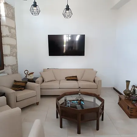 Casa Leone, Whole House With Private Pool!