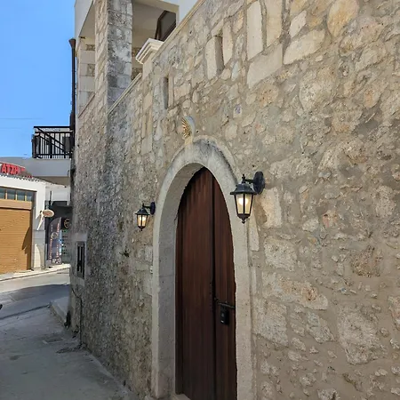 Casa Leone, Whole House With Private Pool!